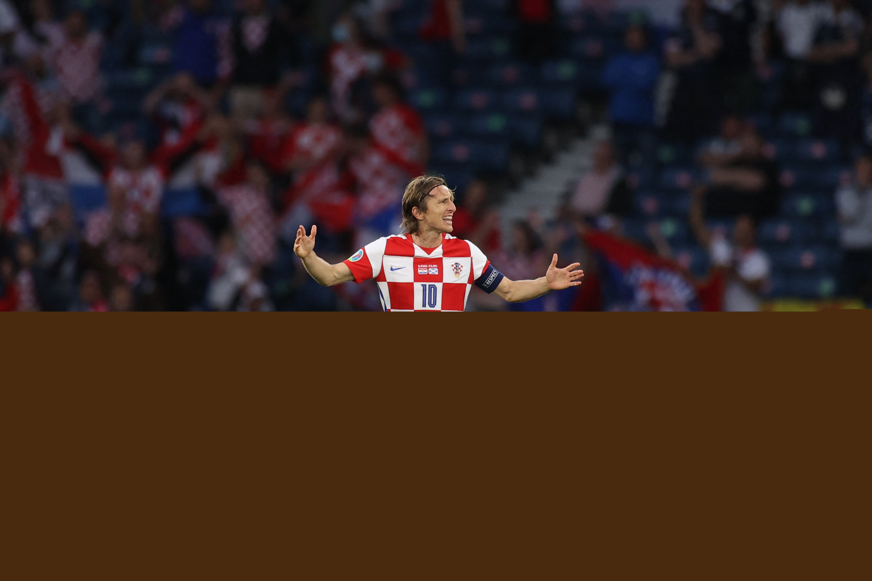 VAR 决定再次引发争议