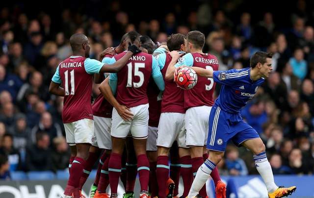 荷兰客战波兰：范戴克、廷贝尔、加克波首发，莱万出战