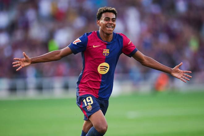 自由人聘请克里斯·德马科担任教练时，曾征求库里对他的评价