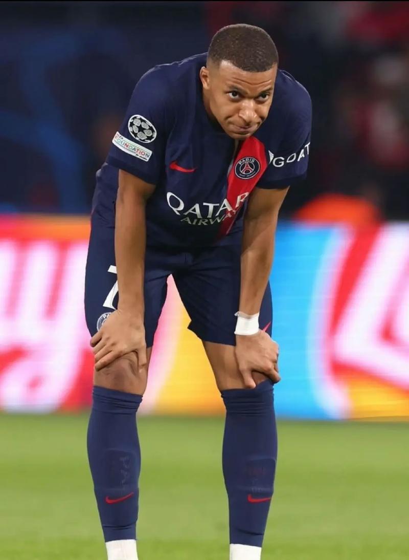 斯基拉：德罗西执教的热那亚想从罗马租借皮西利