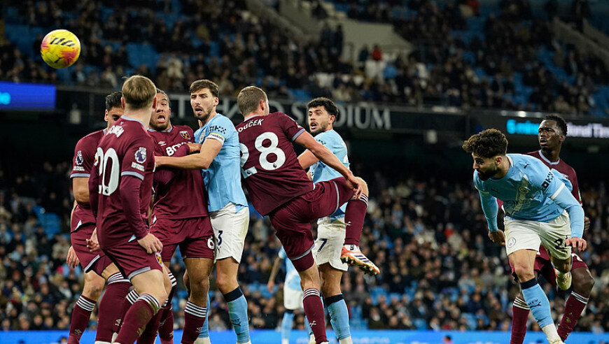 意甲奇妙世界：斯帕莱蒂与孔蒂的角色变换与霍伊伦德的惊艳表现